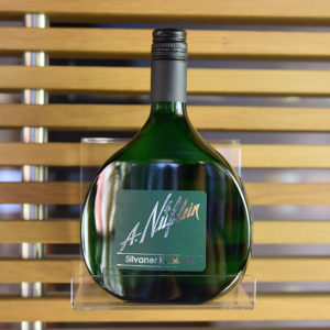 Nr. 01 – 2022 Zeil Weinhaus Müller-Thurgau, – | Wein trocken Franken am – Literflasche Main Genuss Nüßlein